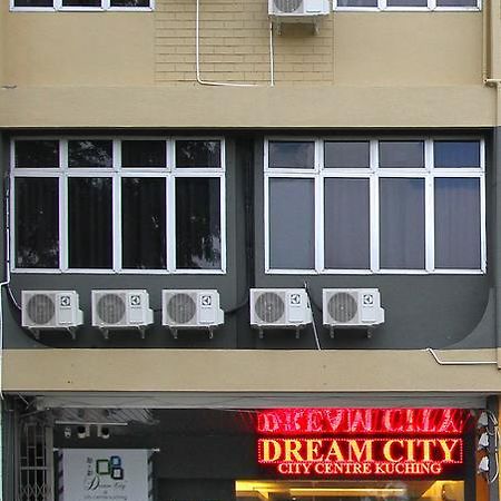 Dream City Кучинг Экстерьер фото